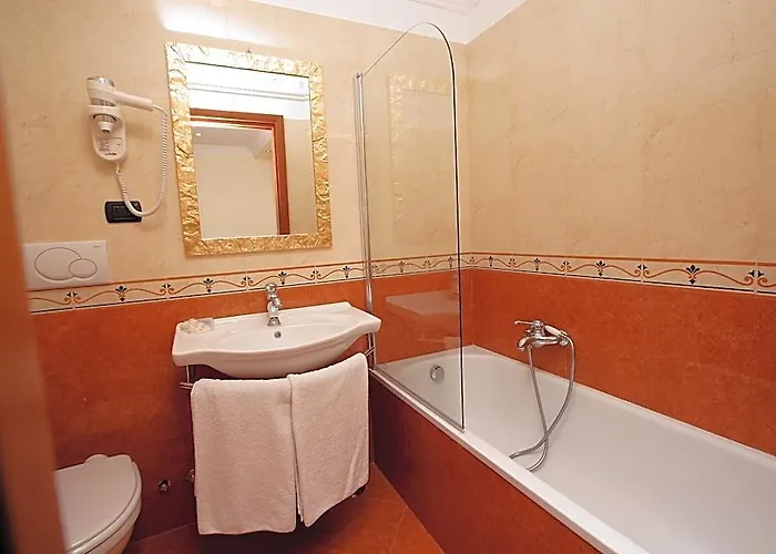 Hotel Gust House Galaxy 3*